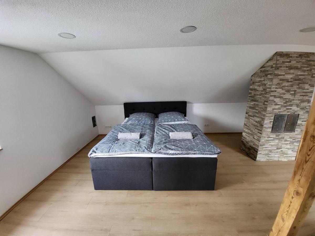 Zentrale Wohnung In Crailsheim Ngoại thất bức ảnh